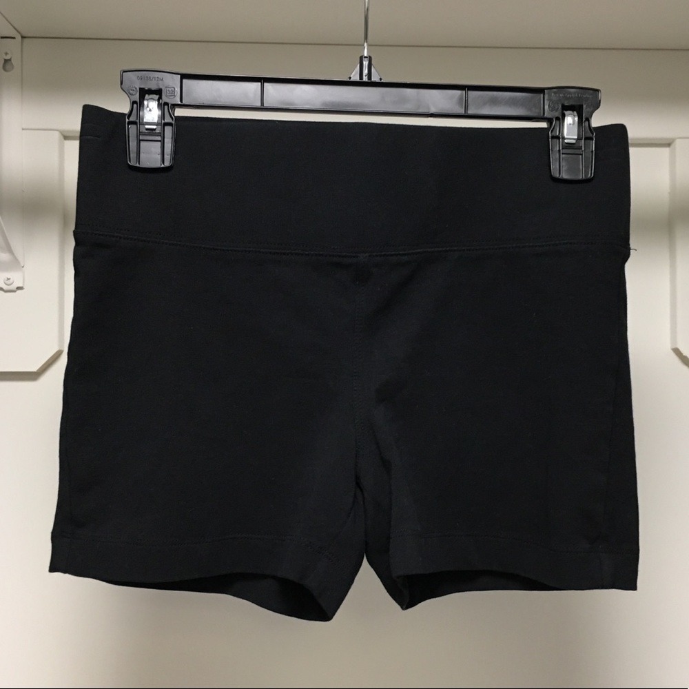 Express Core Yoga shorts. Size Small. Perfect😍